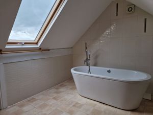 Photo 19- click for photo gallery